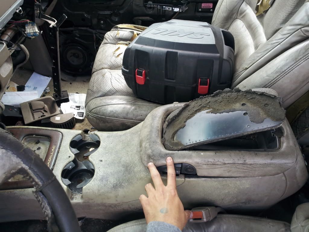 9900 Escalade / Denali Center console GMT400 The Ultimate 8898 GM