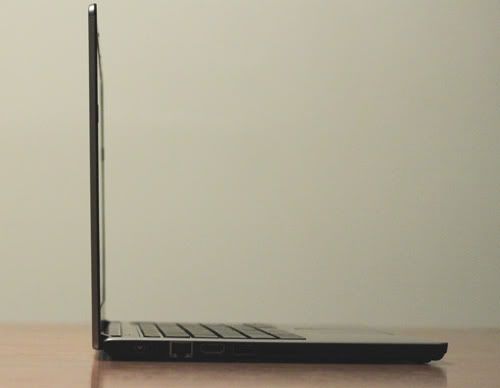 HP-DM3-Ultrabook-side-open-a.jpg