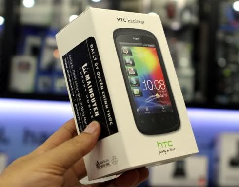 HTC-Explorer-Unbox_1.jpg