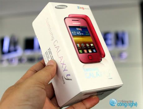 samsung-galaxy-y-pink_1.jpg