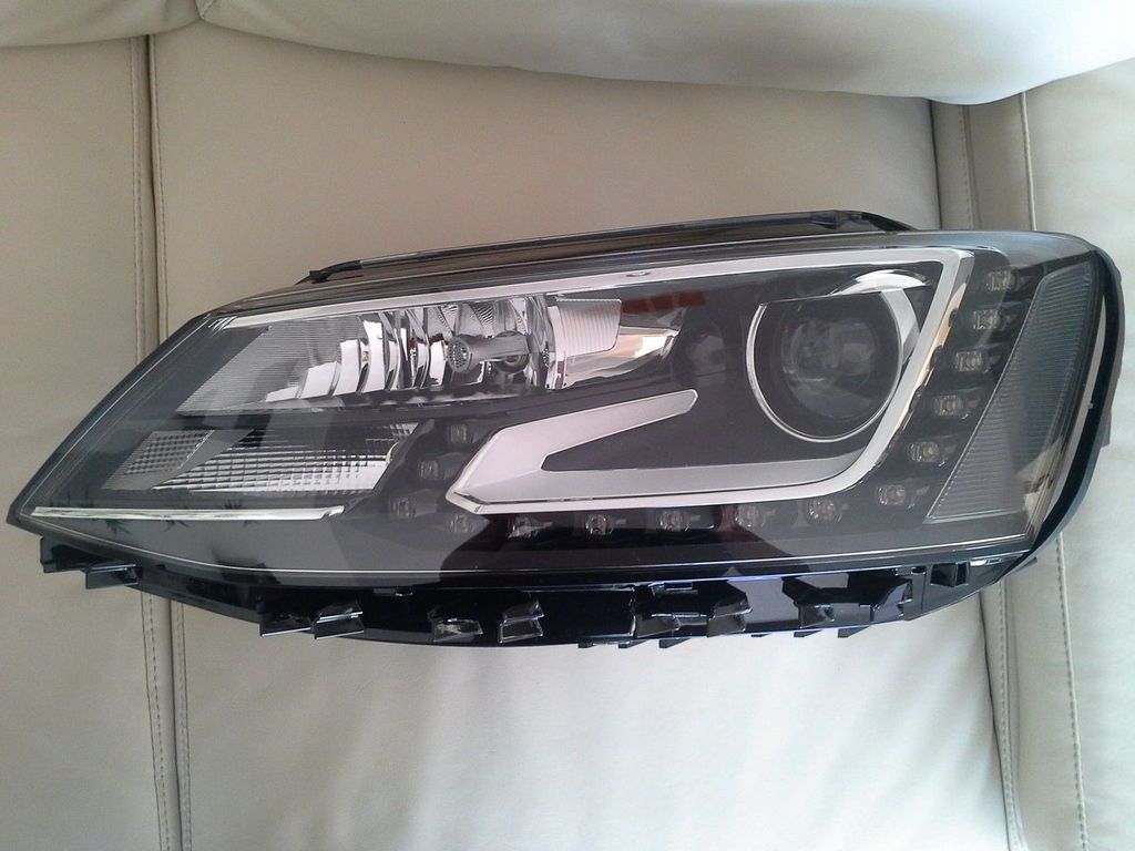 For Sale VW Jetta MK6 20112015, OEM BiXenon LED