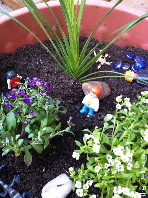 Playspaces for small backyards - a play (fairy) garden. http://thedeliberatemom.com