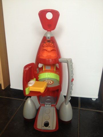 early learning centre happyland lift off rocket