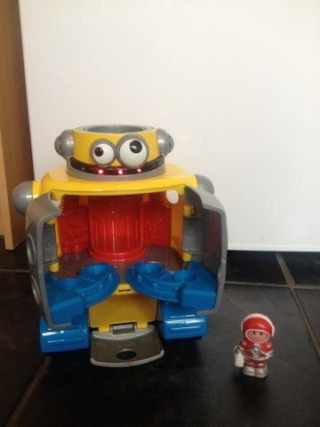 early learning centre happyland lift off rocket
