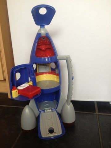 early learning centre happyland lift off rocket