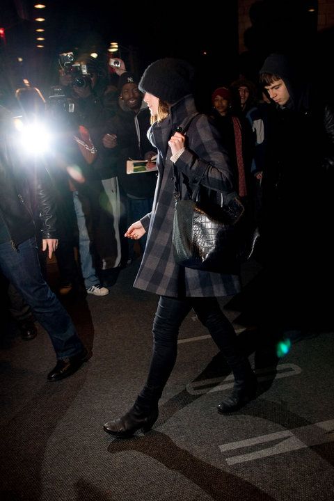 Кира в НЙ Photobucket