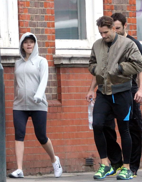  photo scarjobump13_zpscda19803.jpg