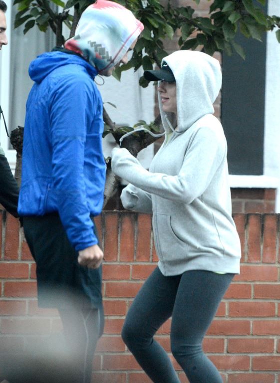  photo scarjobump15_zps47e3cd25.jpg