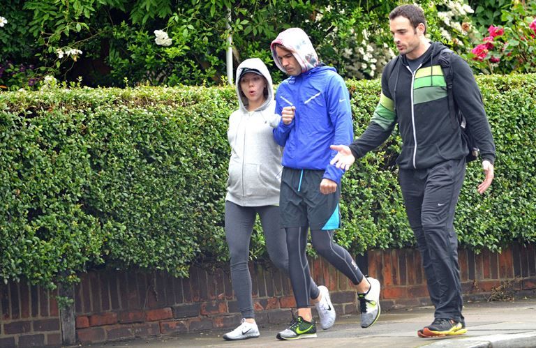  photo scarjobump22_zpse9a7e0a8.jpg