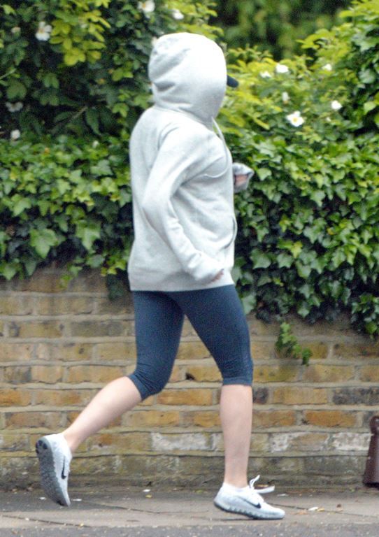  photo scarjobump_zpsf46eadb7.jpg