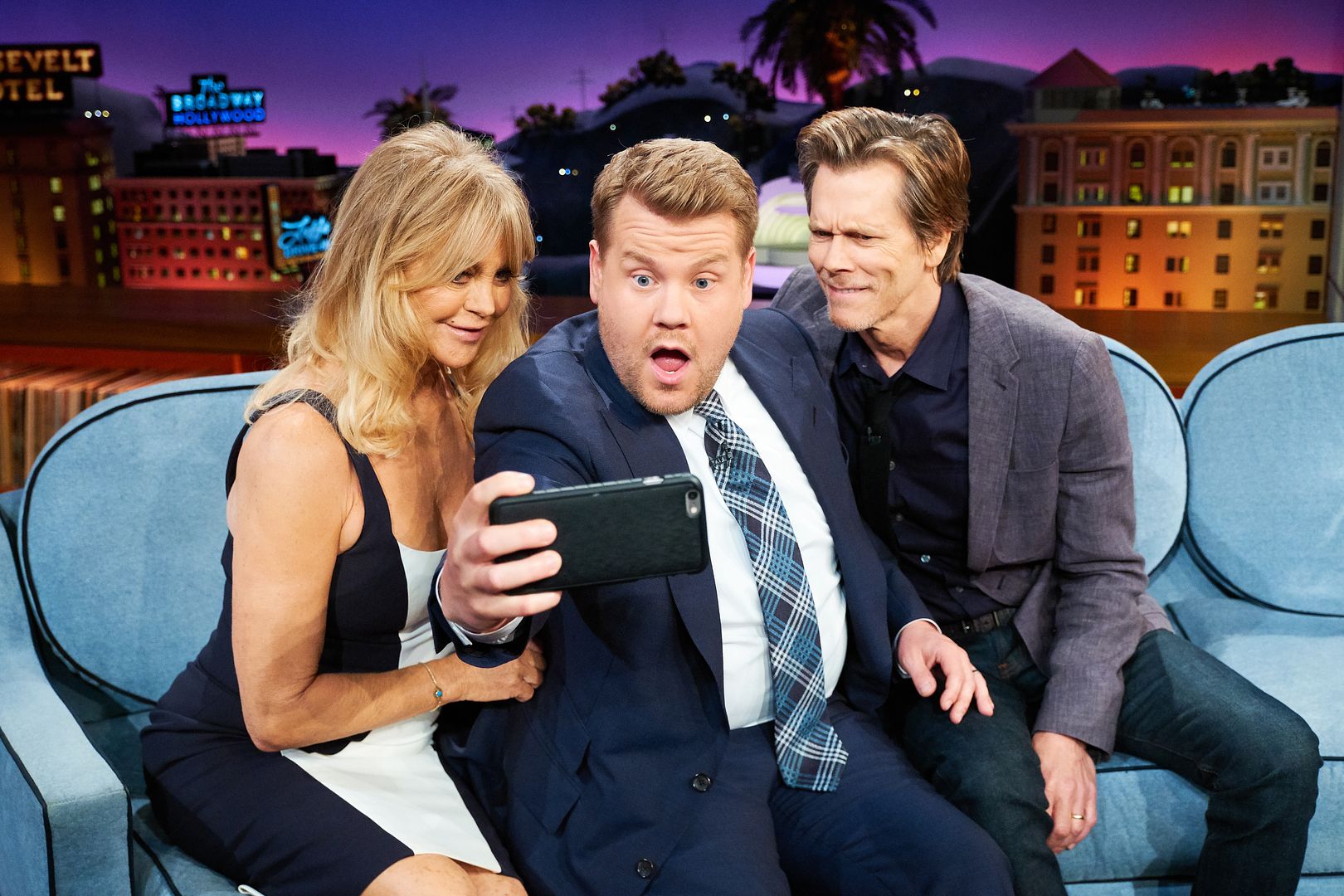  photo goldie-hawn-the-late-late-show-with-james-corden-may-11th-2017-4_zps6m2zxujk.jpg