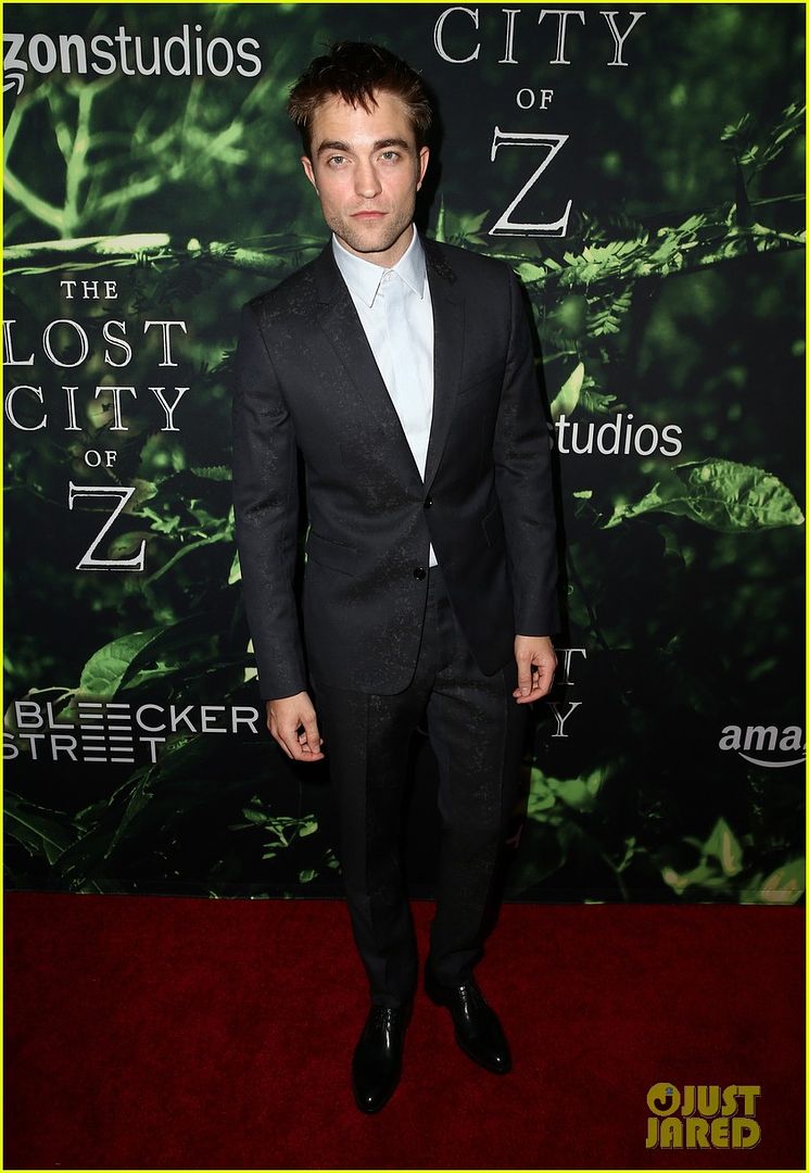  photo charlie-robert-suit-up-for-the-premiere-of-the-lost-city-of-z-09_zpsug8pzui4.jpg