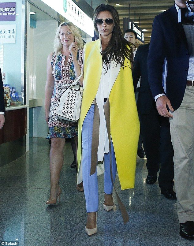  photo article-2346317-1A72D602000005DC-562_634x804_zps3bfa3ece.jpg