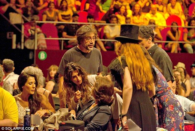  photo article-2372303-1AEB915B000005DC-626_634x426_zpsf6944599.jpg