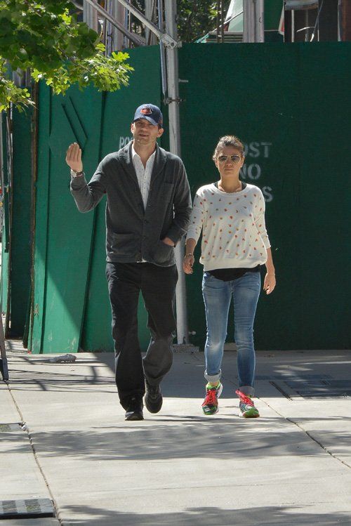  photo ashtonmila091913-_1_zps599266cd.jpg