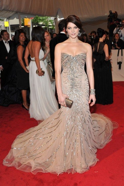 Голосование за лучшее платье на MET Ball 2011