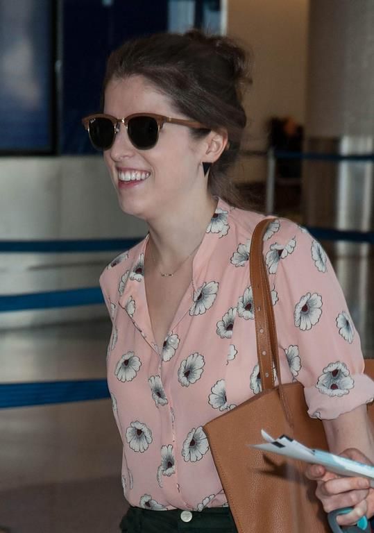  photo Anna_Kendrick_-_LAX_Airport__LA___12032016_045_zpsxdts55er.jpg