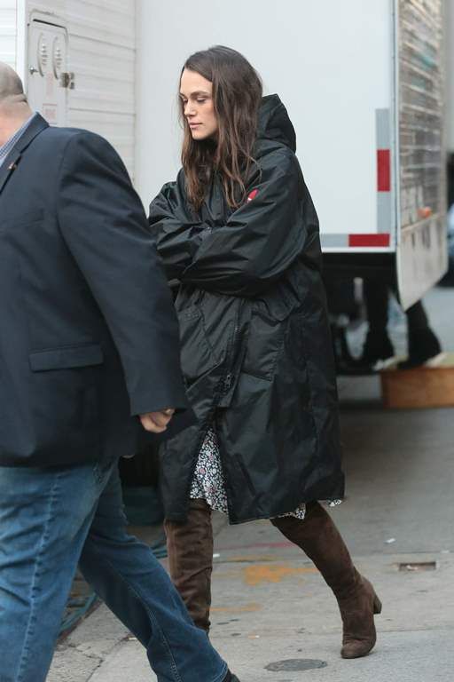 photo Keira Knightley On the set of Collateral Beauty in New York March 1-2016 002_zpsrzyqfjss.jpg