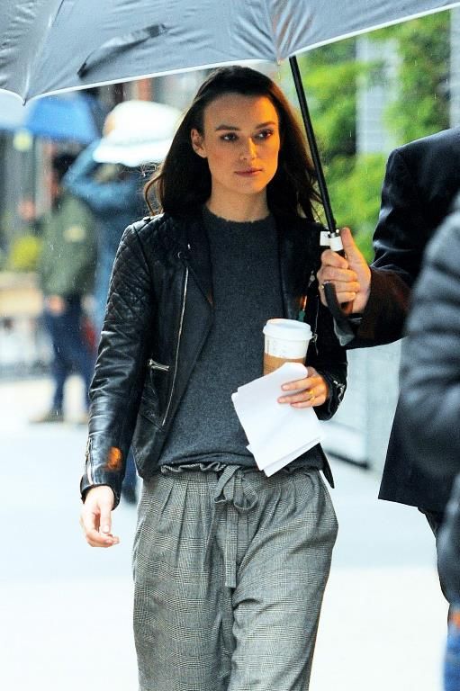 photo Keira_Knightley_-_Set_of_Collateral_Beauty_in_New_York___01032016_062_zpswouhtha8.jpg