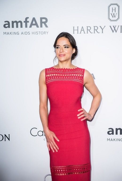 photo Michelle Rodriguez - 2016 amfAR Hong Kong gala at Shaw Studios in Hong Kong March 19-2016 003_zpsid5zwlsv.jpg