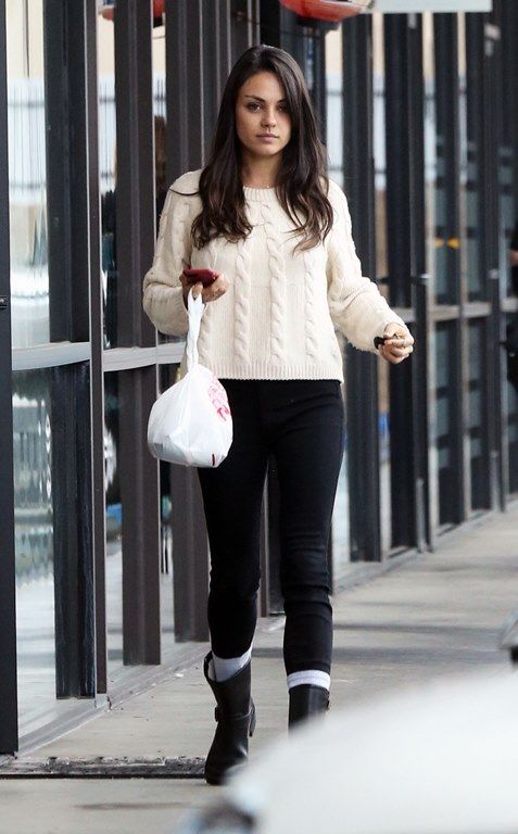  photo Mila Kunis seen out for Lunch in Los Angeles - March 7_ 2016_zps14himagr.jpg