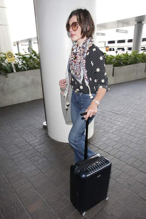  photo Milla Jovovich Is seen departing LAX May 14-2016 017_zpsnrxafffx.jpg