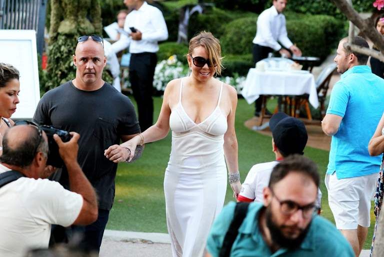  photo Mariah Carey during a private dinner in St Tropez July 19-2016 047_zpslydrb3av.jpg