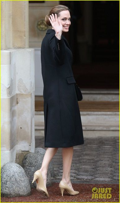 photo angelina-jolie-g8-foreign-ministers-conference-04_zps4bce9d0a.jpg