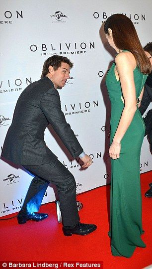 photo article-2303789-191295D7000005DC-582_306x540_zps48d9d401.jpg