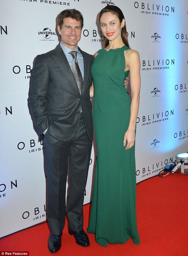 photo article-2303789-19129734000005DC-727_634x866_zps515a353b.jpg