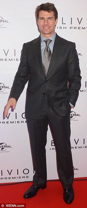 photo article-2303789-1912AA0A000005DC-813_306x730_zpsccbf8047.jpg