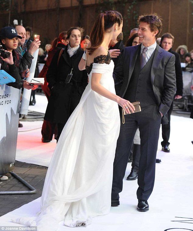 photo article-2304113-1917A9BE000005DC-312_634x760_zpsadde5661.jpg