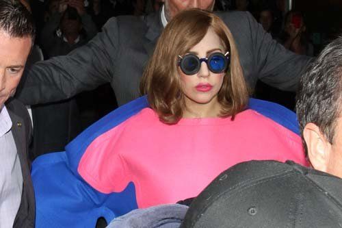 Леди Гага в Париже Photobucket