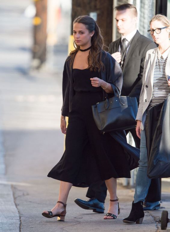  photo Alicia Vikandeer - Arriving at Jimmy Kimmel Live in LA - 09022016_006_zpsem5r8dtu.jpg