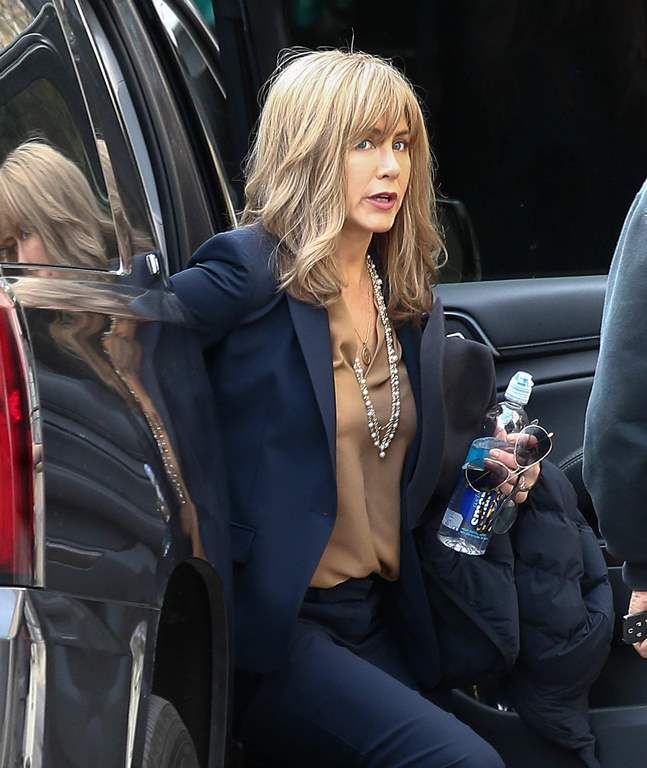  photo Jennifer Aniston on the Set for the Movie _The Yellow Bird__16_zpsguxbxlgp.jpg