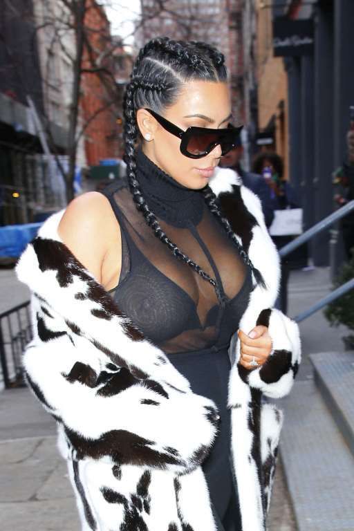  photo Kim Kardashian - Out in NYC - 10022016_010_zpsibrxrxm3.jpg