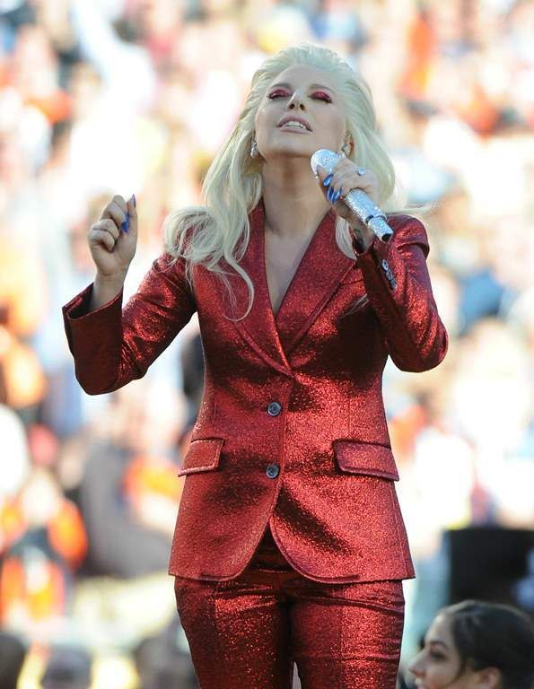  photo Lady_Gaga_performs_at_Super_Bowl_50_at_Levi_s_Stadium_in_Santa_Clara__22_zpsk9sphvrq.jpg
