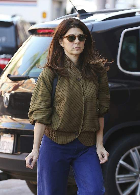  photo Marisa_Tomei_Leaves_a_medical_building_in_Beverly_Hills_February_19-2016_035_zpsircwycce.jpg