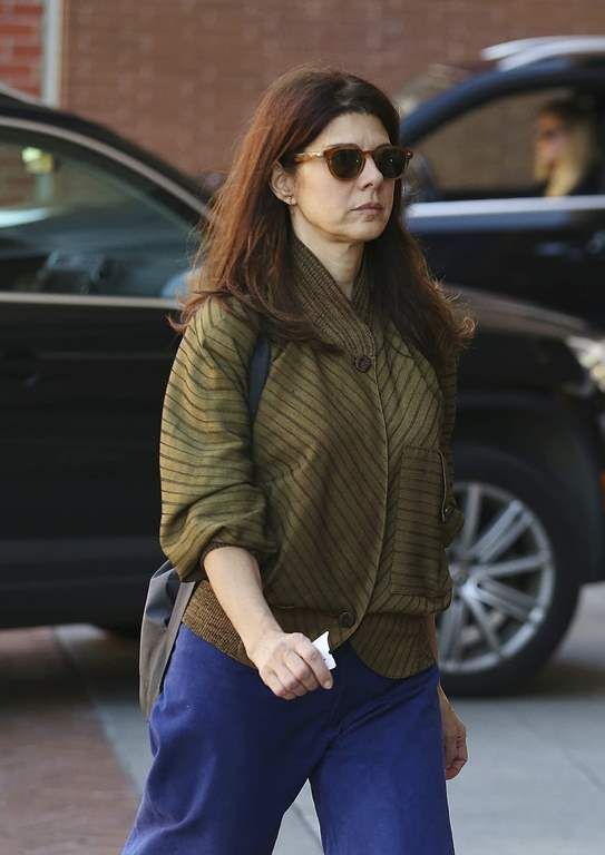  photo Marisa_Tomei_Leaves_a_medical_building_in_Beverly_Hills_February_19-2016_040_zpsqddnmohx.jpg