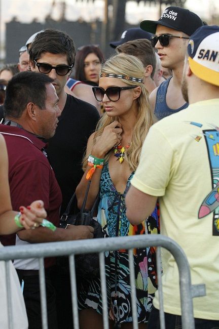 photo ParisNickyHiltonSpottedatthe2013CoachellaValleyMusicandArtsFestival011_zpsed40ce1f.jpg