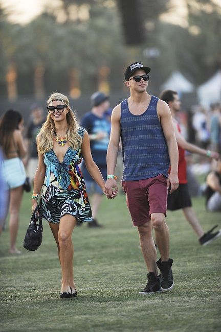 photo celebrity-paradiseco04u70_zpsd29eaf7b.jpg