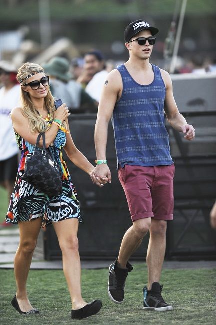 photo celebrity-paradisecoy1lot_zps94321e6a.jpg