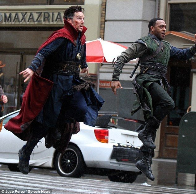  photo 32C677BB00000578-3520566-Pow_And_it_appeared_that_Chiwetel_s_character_was_also_prepared_-m-72_1459627295278_zpsxlfgmbc1.jpg