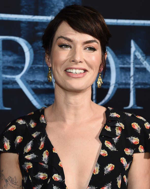  photo Lena_Headey_attends_the_Premiere_of_HBO_s__Game_Of_Thrones__Season_6_10_zpsco3xskdy.jpg