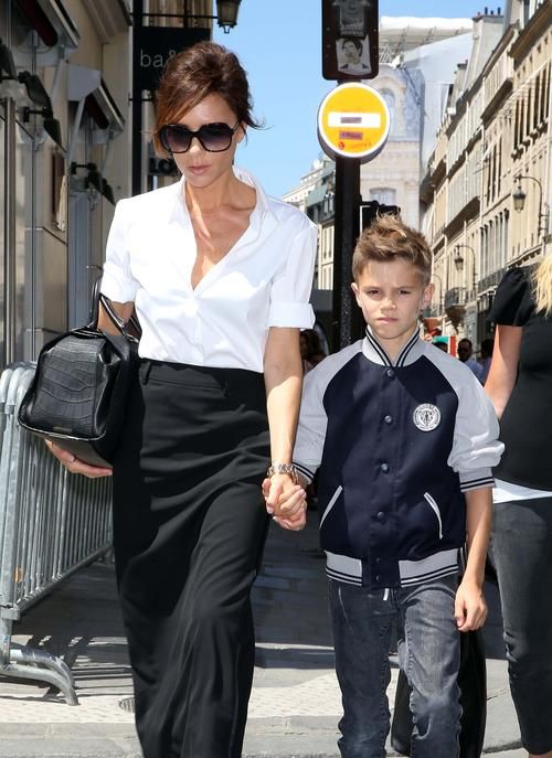 Мама и сын в Париже Photobucket