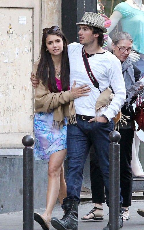 Парочка во Франции Photobucket