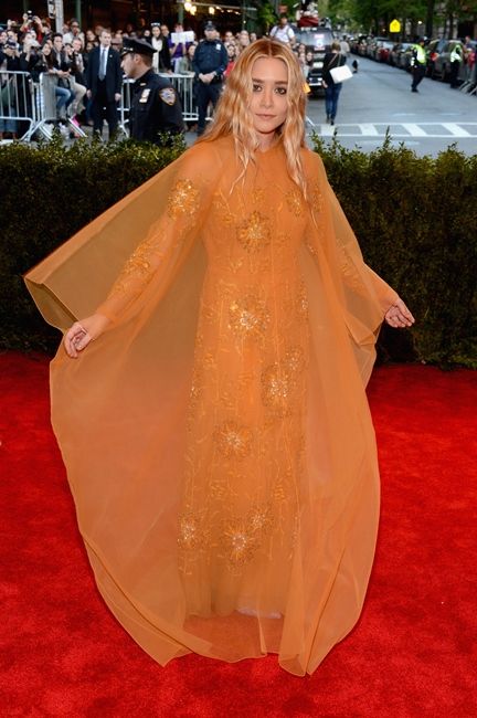 Met Ball 2013 photo 907905983_cu_aolsen_met__6__122_544lo_zps023e971a.jpg