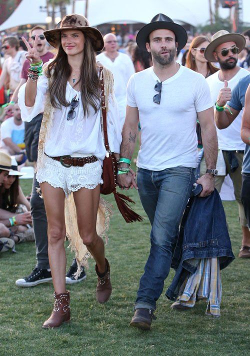 photo alessandra-ambrosio-041213-2_zpse756be55.jpg