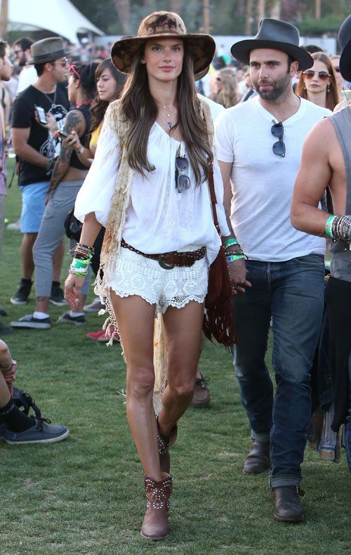 photo alessandra-ambrosio-041213-7_zps5cba6b5e.jpg