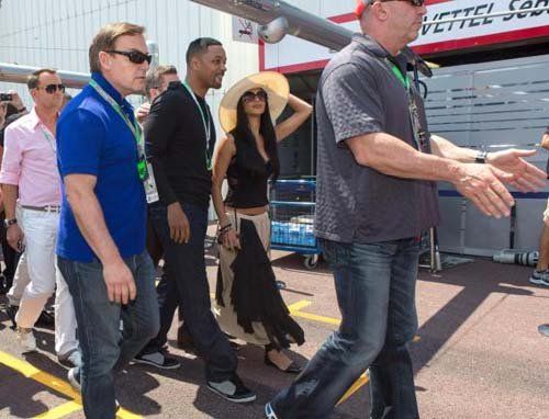 Николь Шерзингер и Уилл Смит на гонке Формулы-1 Photobucket